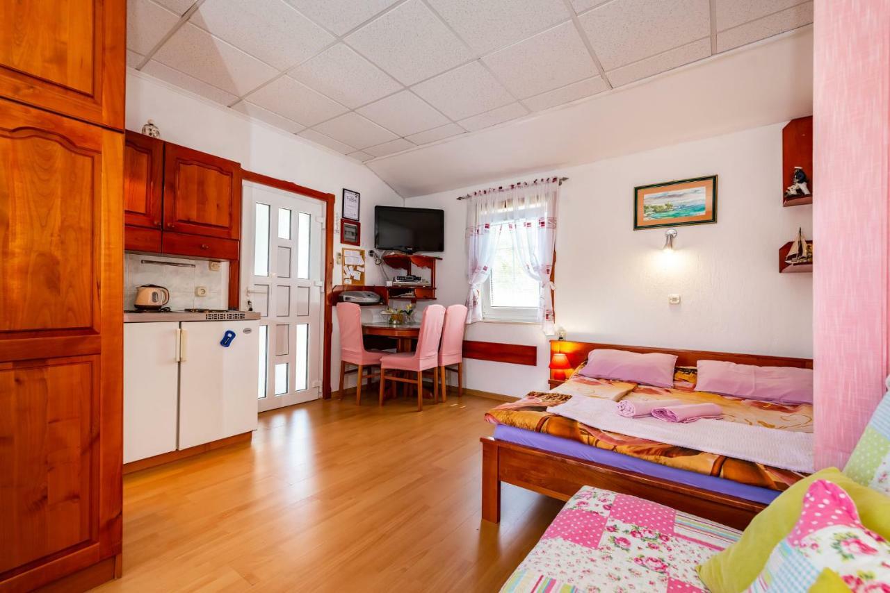 Studios Kranjcec เปรโก ภายนอก รูปภาพ