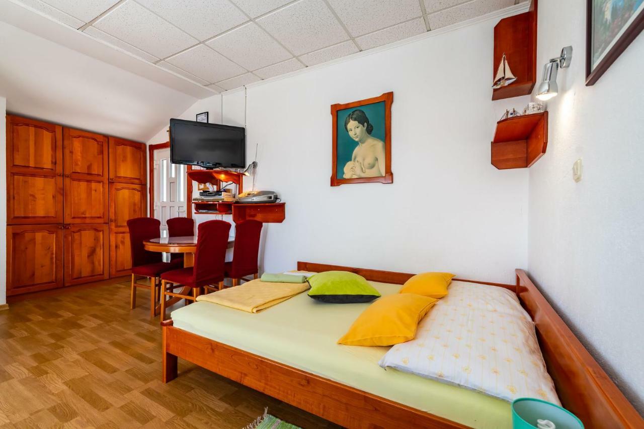 Studios Kranjcec เปรโก ภายนอก รูปภาพ
